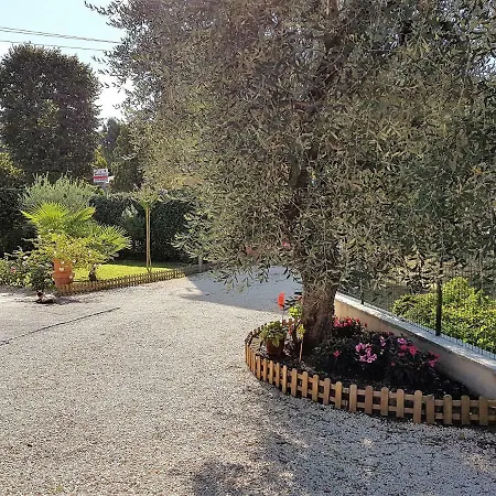 A Casa Di Clementina Appartement Raffa