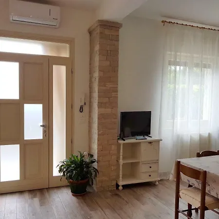 Apartman A Casa Di Clementina *