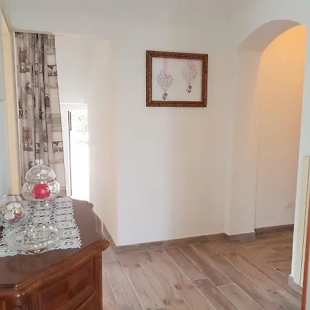 Apartament A Casa Di Clementina